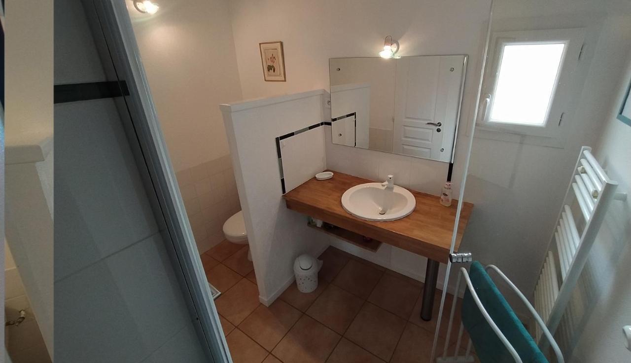 Gites La Bakenia Villeneuve-sur-Lot Bagian luar foto